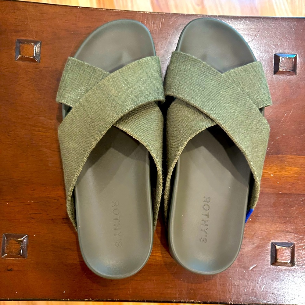 Rothy’s Weekend Slide Olive Green size 9